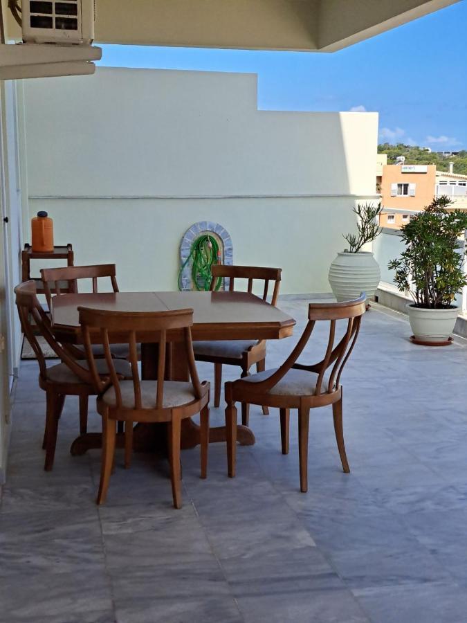 Seaview Flora'S Luxury Apartment-300Meters From The Beach ريثيمنو المظهر الخارجي الصورة