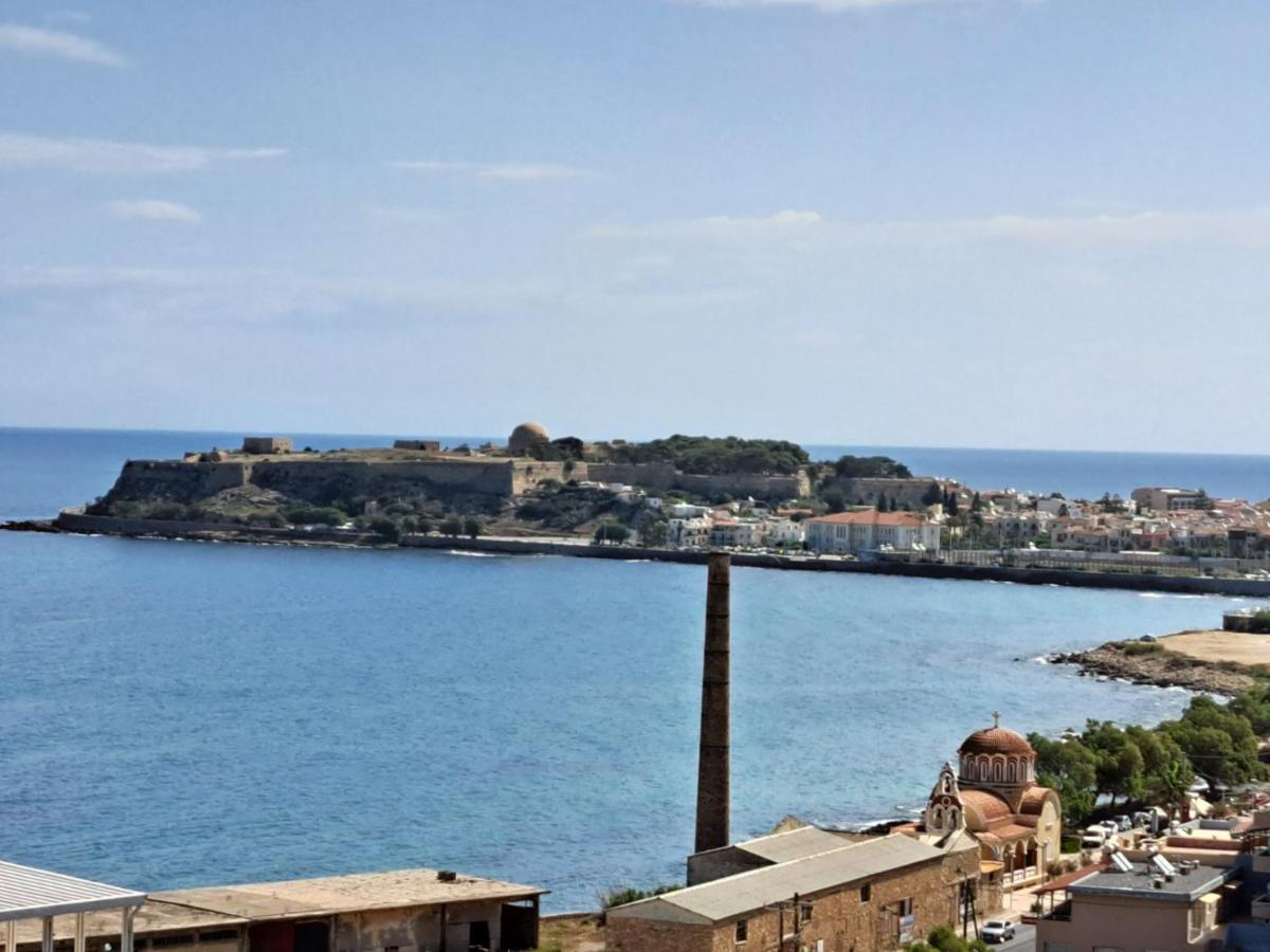Seaview Flora'S Luxury Apartment-300Meters From The Beach ريثيمنو المظهر الخارجي الصورة