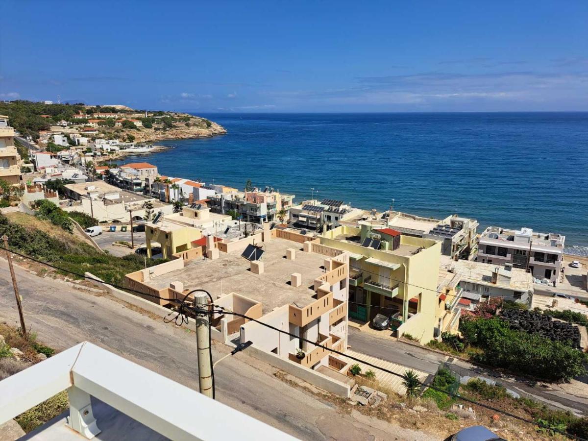 Seaview Flora'S Luxury Apartment-300Meters From The Beach ريثيمنو المظهر الخارجي الصورة