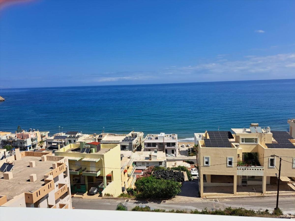 Seaview Flora'S Luxury Apartment-300Meters From The Beach ريثيمنو المظهر الخارجي الصورة