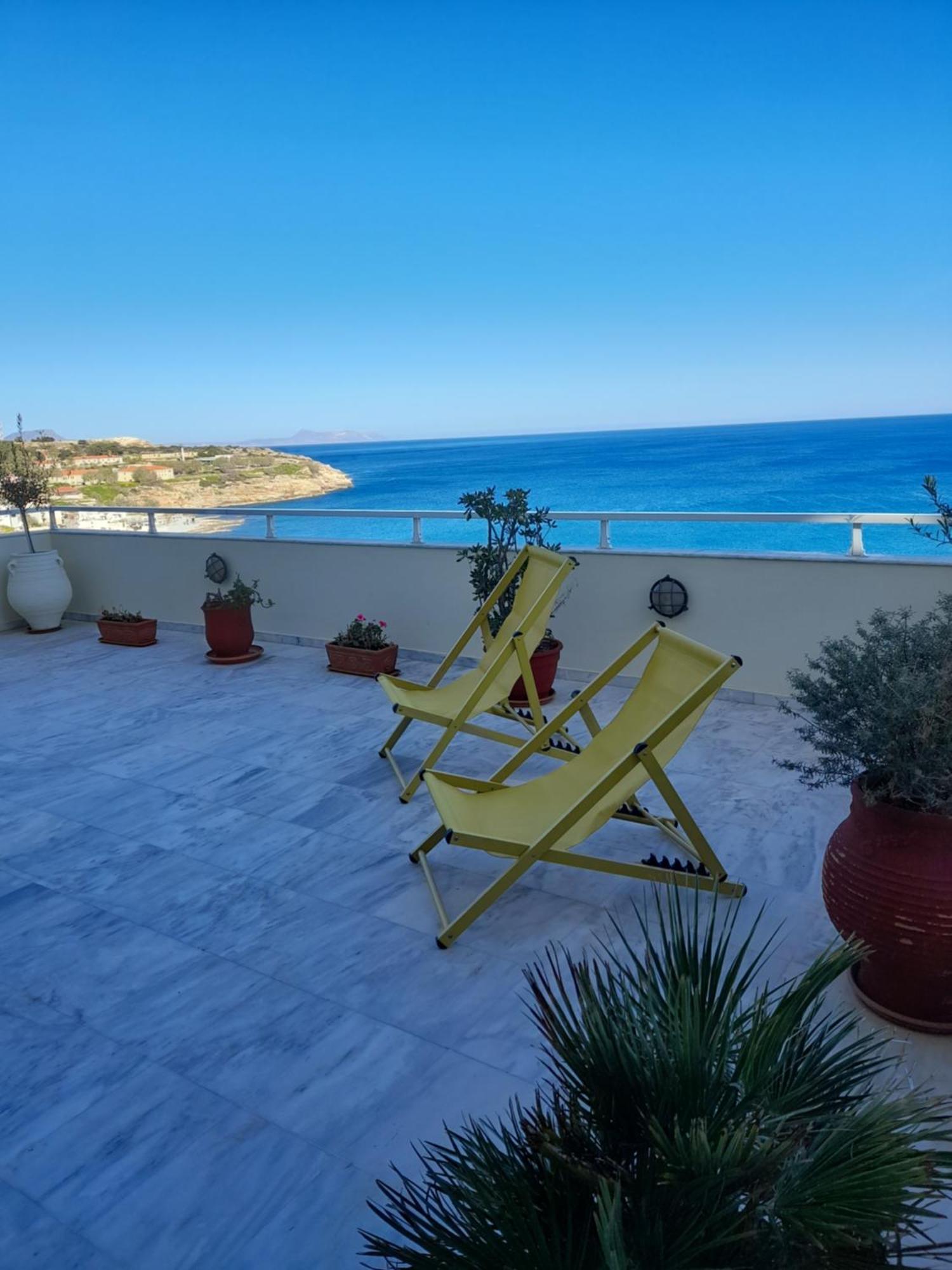 Seaview Flora'S Luxury Apartment-300Meters From The Beach ريثيمنو المظهر الخارجي الصورة